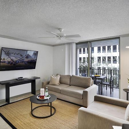 Dharma Home Suites Coral Gables At Gables Grand Plaza ไมอามี ห้อง รูปภาพ