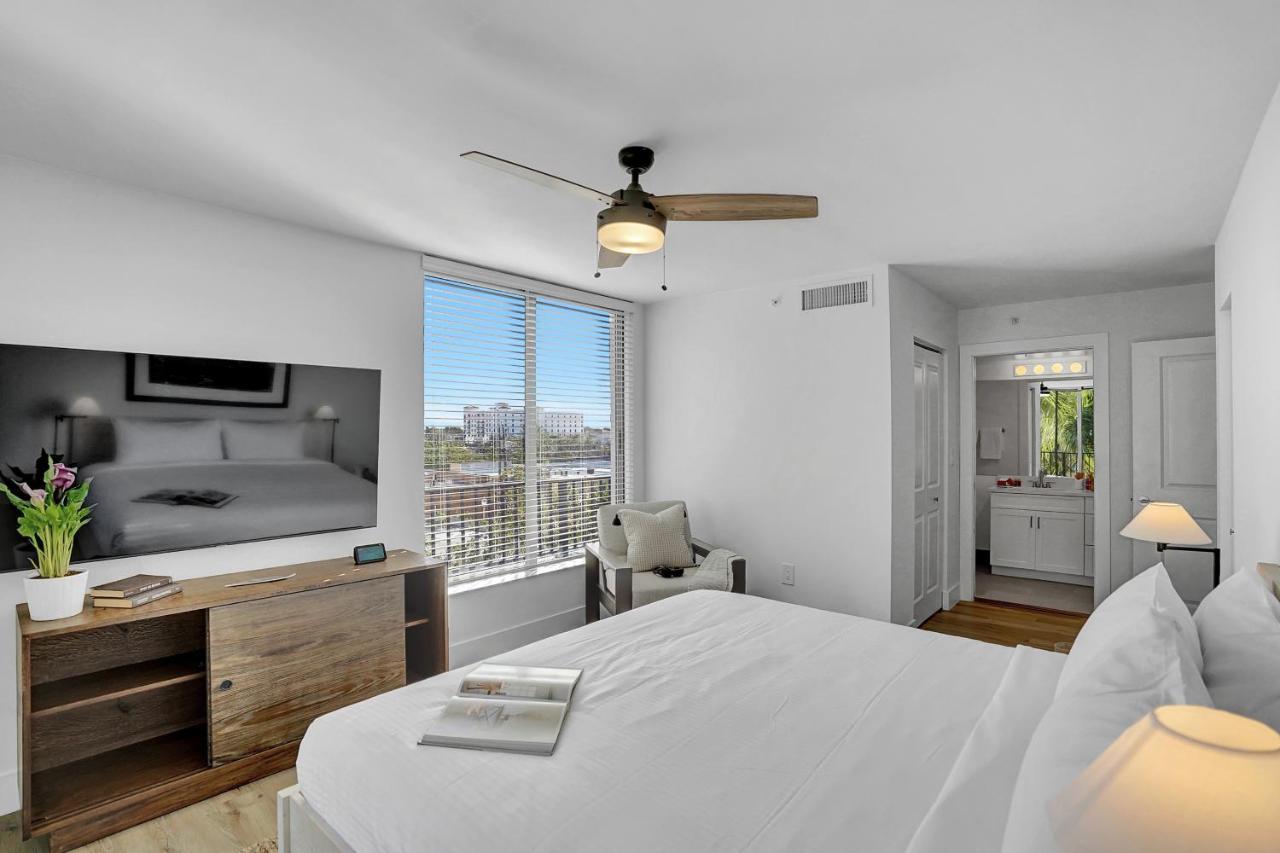 Dharma Home Suites Coral Gables At Gables Grand Plaza ไมอามี ภายนอก รูปภาพ