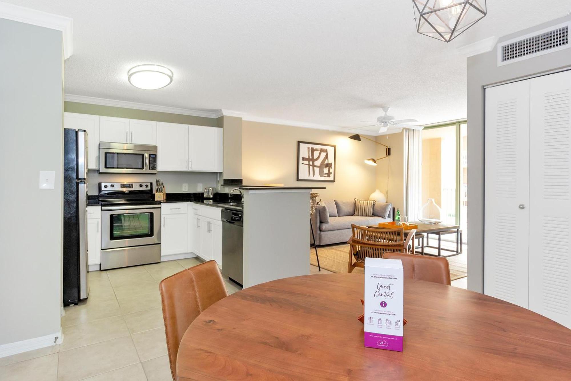Dharma Home Suites Coral Gables At Gables Grand Plaza ไมอามี ห้อง รูปภาพ