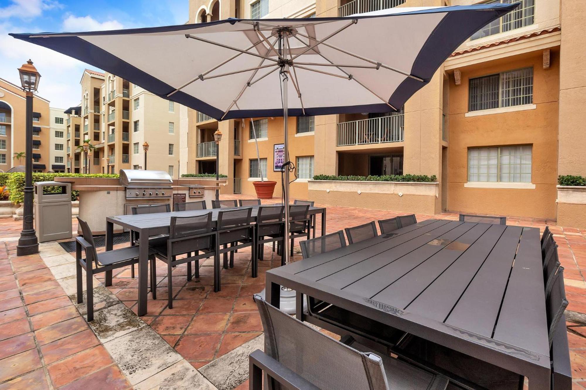 Dharma Home Suites Coral Gables At Gables Grand Plaza ไมอามี ห้อง รูปภาพ