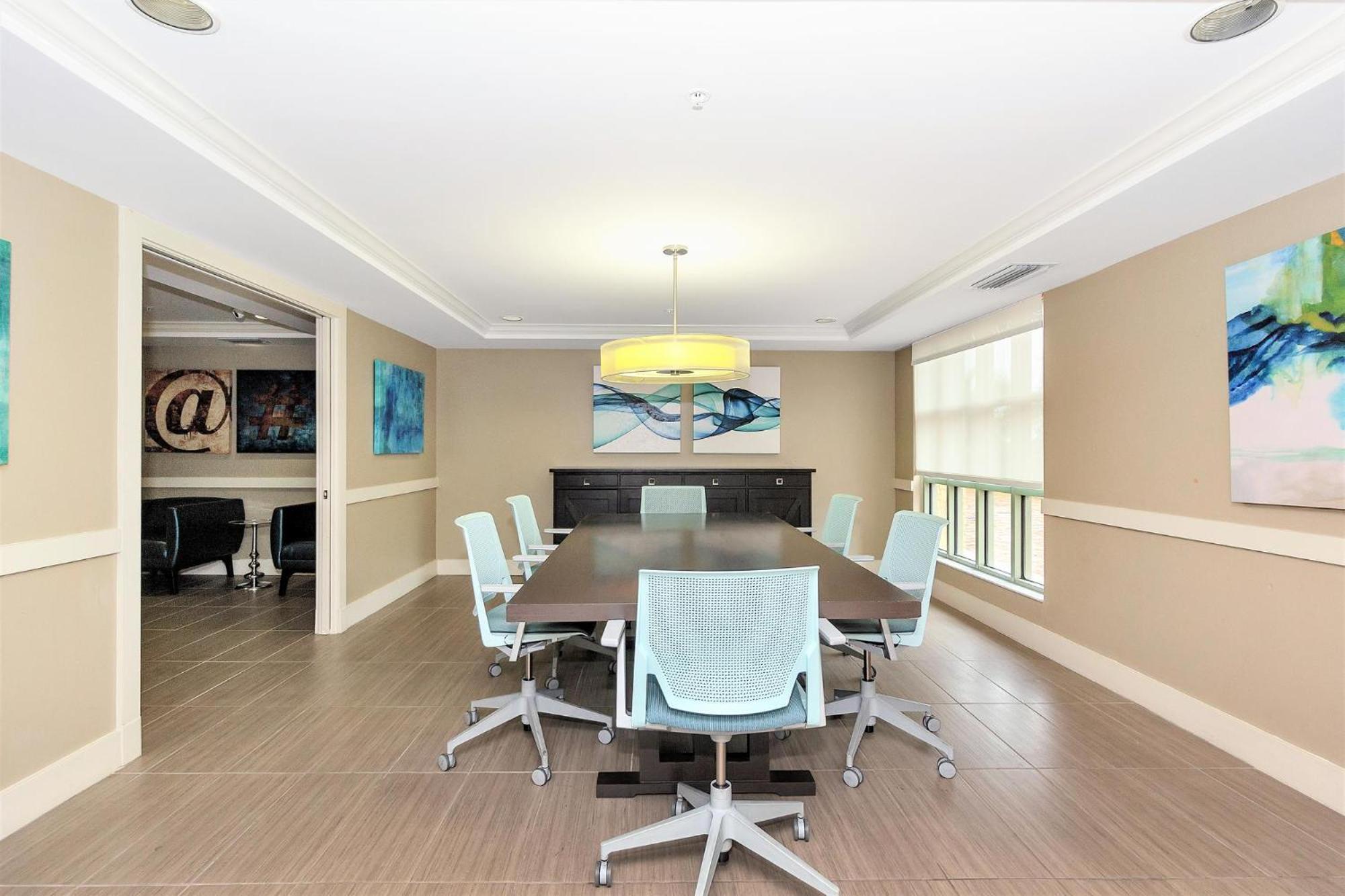 Dharma Home Suites Coral Gables At Gables Grand Plaza ไมอามี ห้อง รูปภาพ